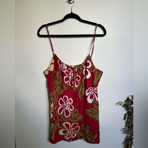 Vintage Manuheali’i Red, Green, White Top